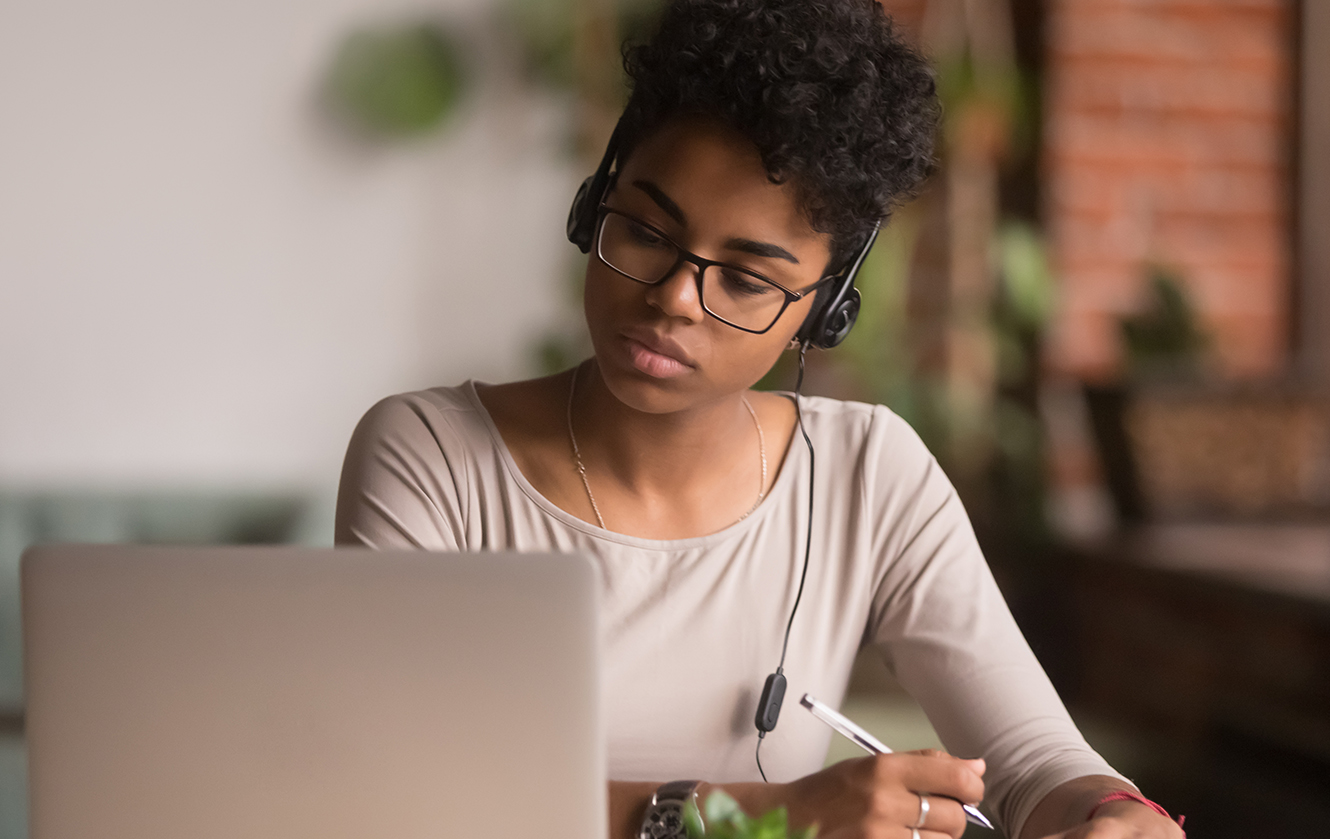 A Real Estate Student using The Eagle Learning Institute